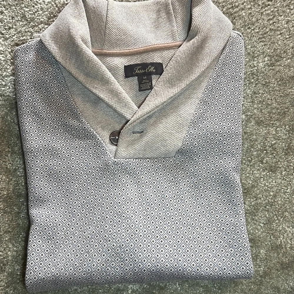 Sweater - Picture 4 of 5